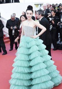 明星走红毯的做法,优雅与个性的完美演绎