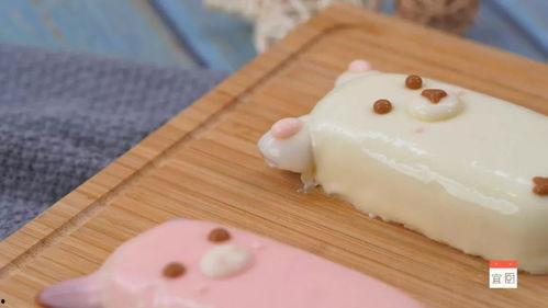 网红小熊托盘,萌趣生活新宠，引领潮流新风尚