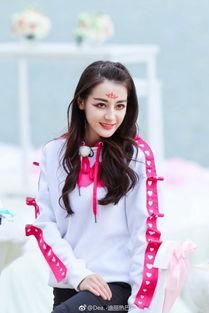 圈内爆料李沁迪丽热巴,揭秘娱乐圈的神秘恋情